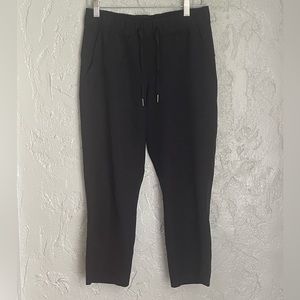 Lululemon On the Fly Cropped Pant